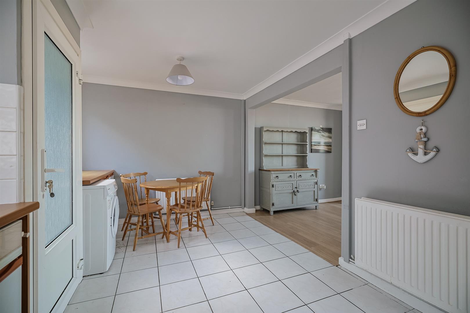 Mumbles Road, Mumbles, Swansea, SA3 4EE